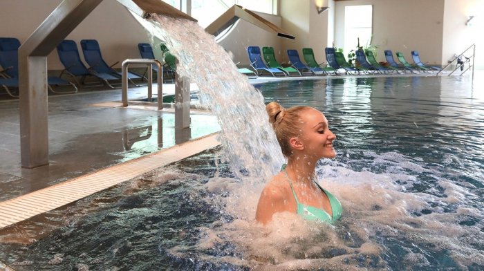 Pobyt Babí léto se vstupem do bazénu, saunového světa a fitness centra - Hotel Hviezda *** Dudince