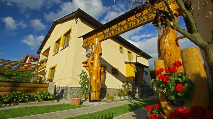 Yellow Paradise House Hrabušice